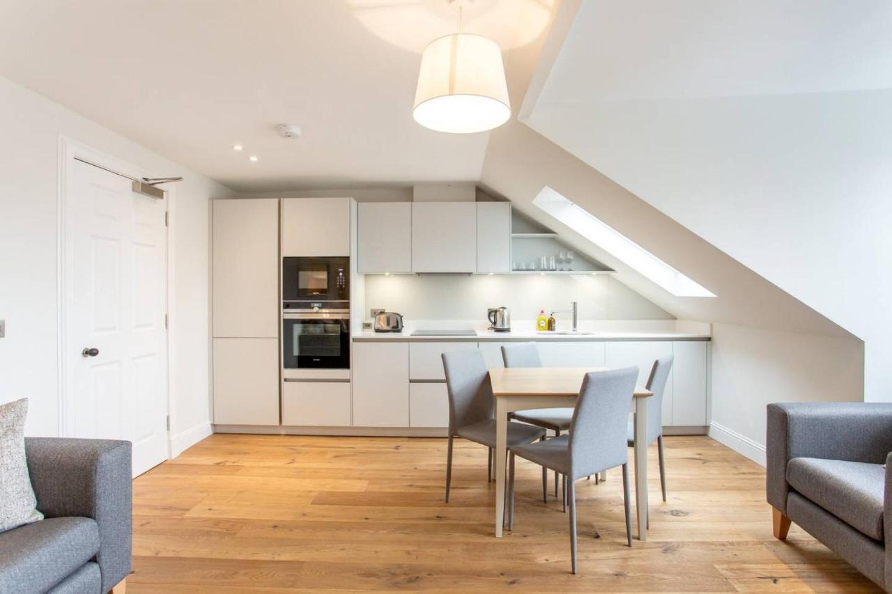 Altido Quiet City Centre Spacious Apartment Edinburgh Ngoại thất bức ảnh